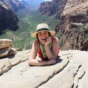 Meet your Posher, Dana